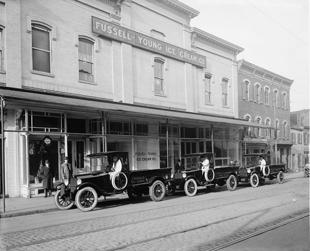 The Extraordinary History of Ice Cream Dream Scoops